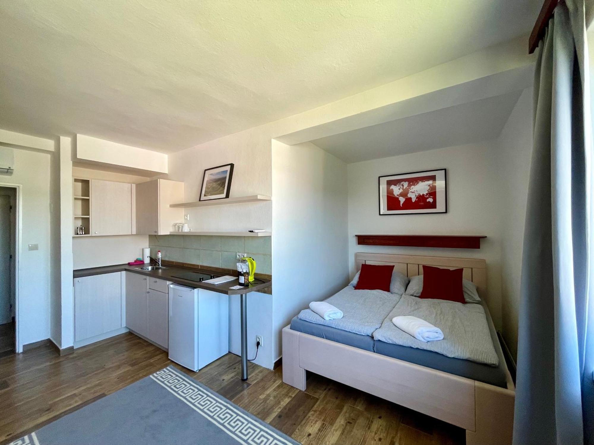 Penzion U Prehrady Luhačovice Quarto foto